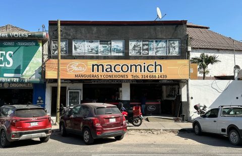 LOCALES COMERCIALES BLVD. MIGUEL DE LA MADRID 560