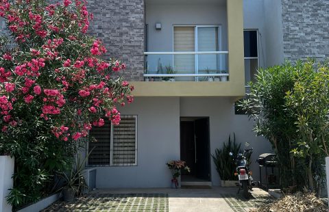 BONITA CASA EN FRACCIONAMIENTO PUNTA ARENA