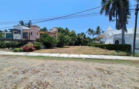 TERRENO EN VENTA EN CLUB SANTIAGO, MANZANILLO, COLIMA